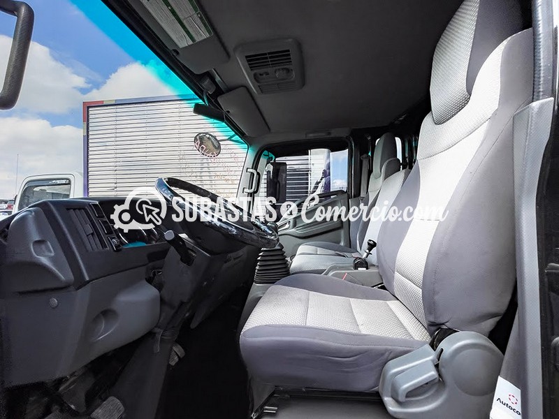 6.Interior Carro.JPG